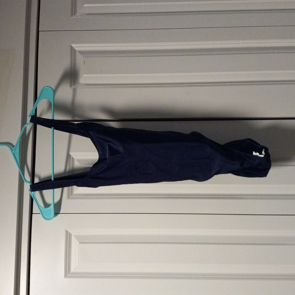 Women's bathing suit